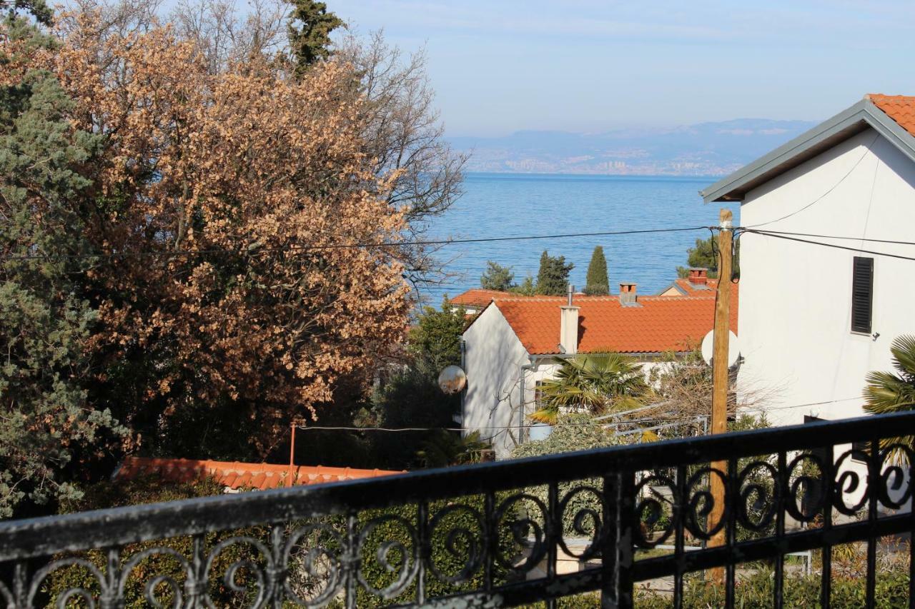 Villa Antunovic Malinska Exterior photo